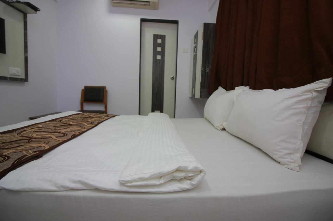Hotel Apex Navi Mumbai Bagian luar foto