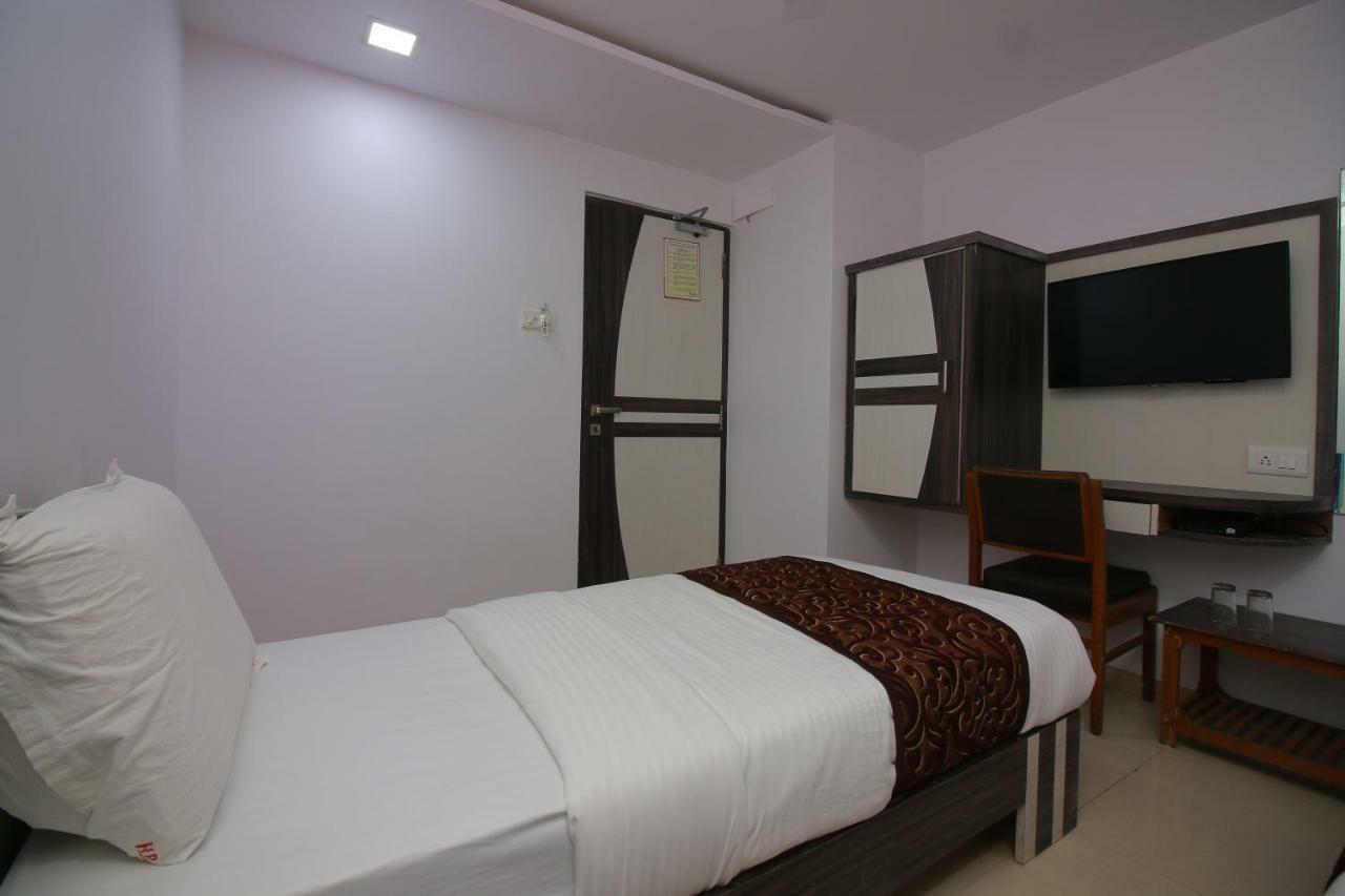 Hotel Apex Navi Mumbai Bagian luar foto