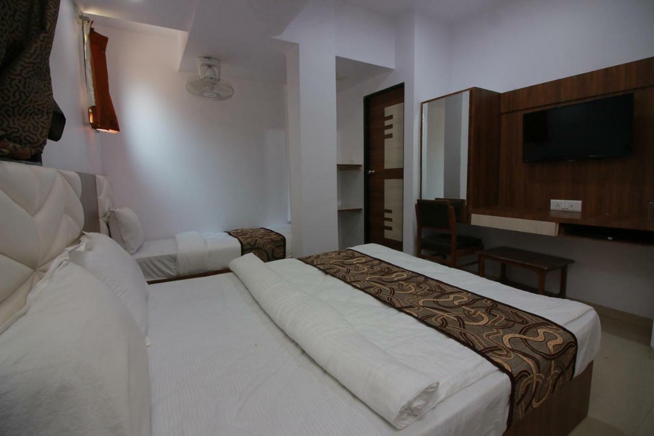 Hotel Apex Navi Mumbai Bagian luar foto
