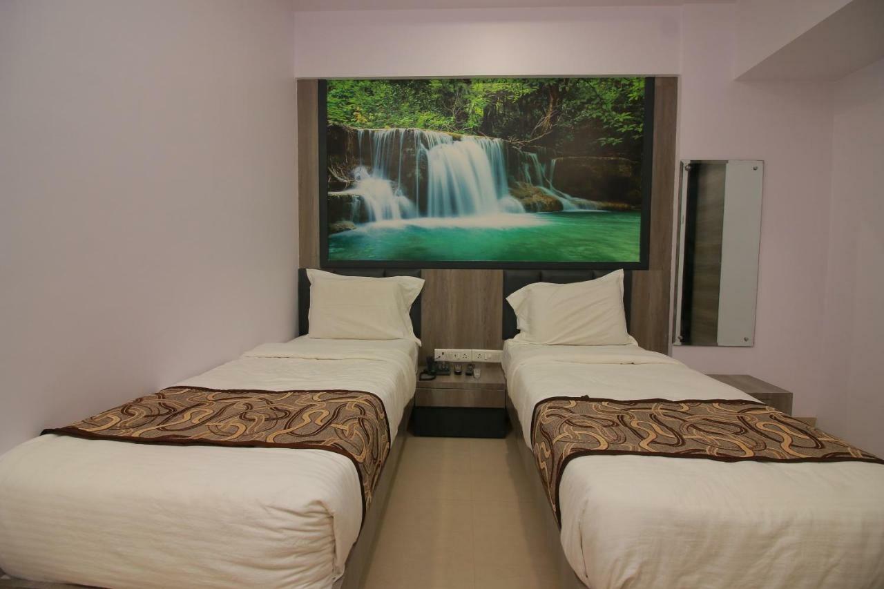Hotel Apex Navi Mumbai Bagian luar foto