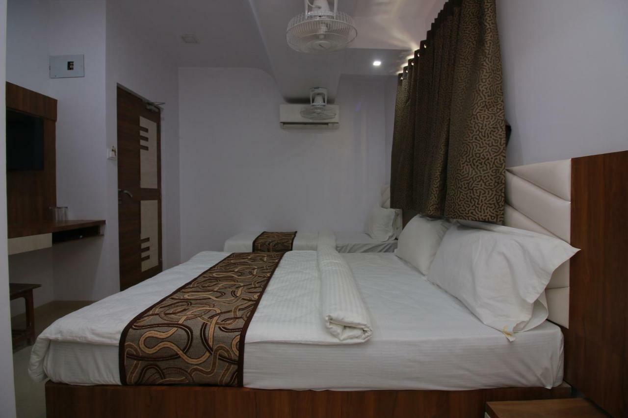 Hotel Apex Navi Mumbai Bagian luar foto