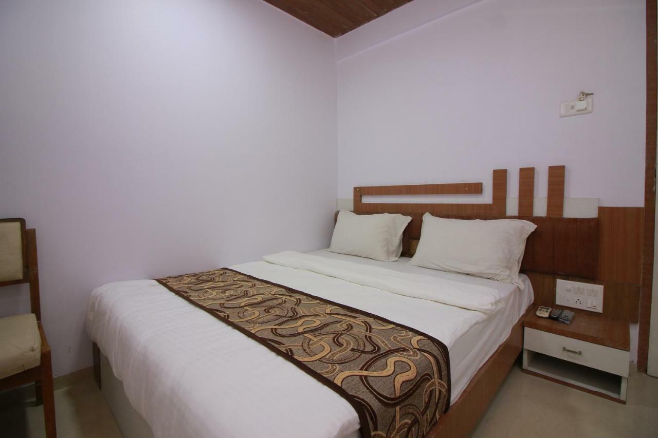 Hotel Apex Navi Mumbai Bagian luar foto