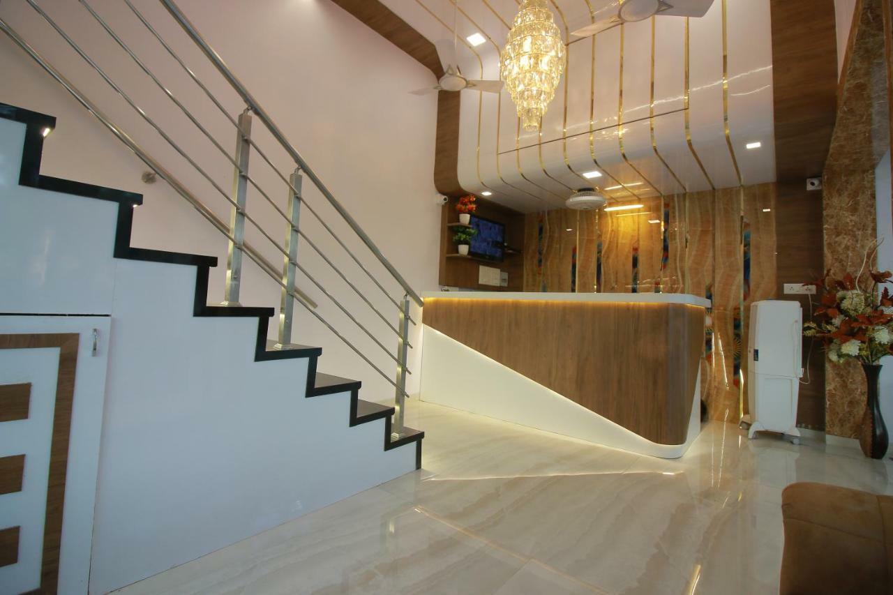 Hotel Apex Navi Mumbai Bagian luar foto